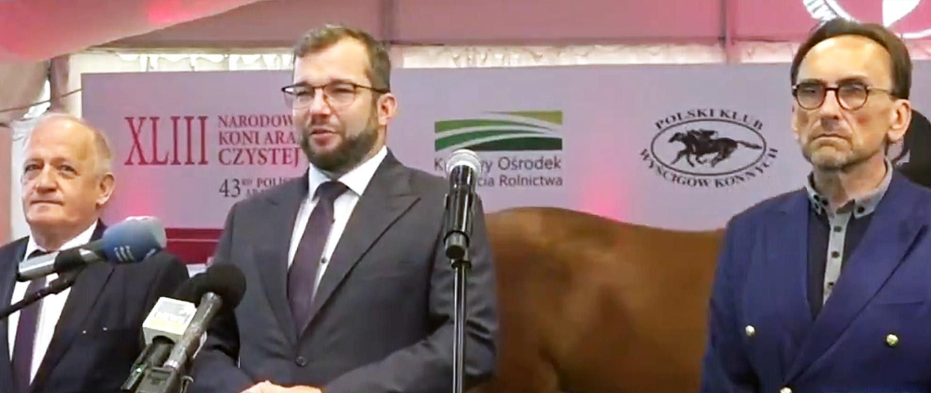 Minister Grzegorz Puda oraz Prezes Polskiego Klubu Wyścigów konnych Tomasz Chalimoniuk 