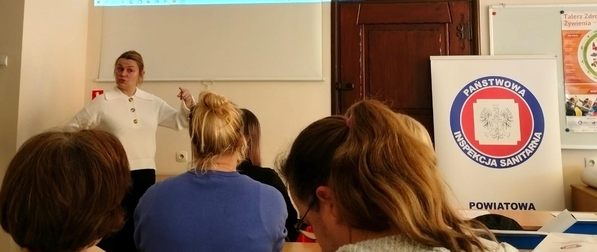 Omówienie programu edukacyjnego "Trzymaj Formę"