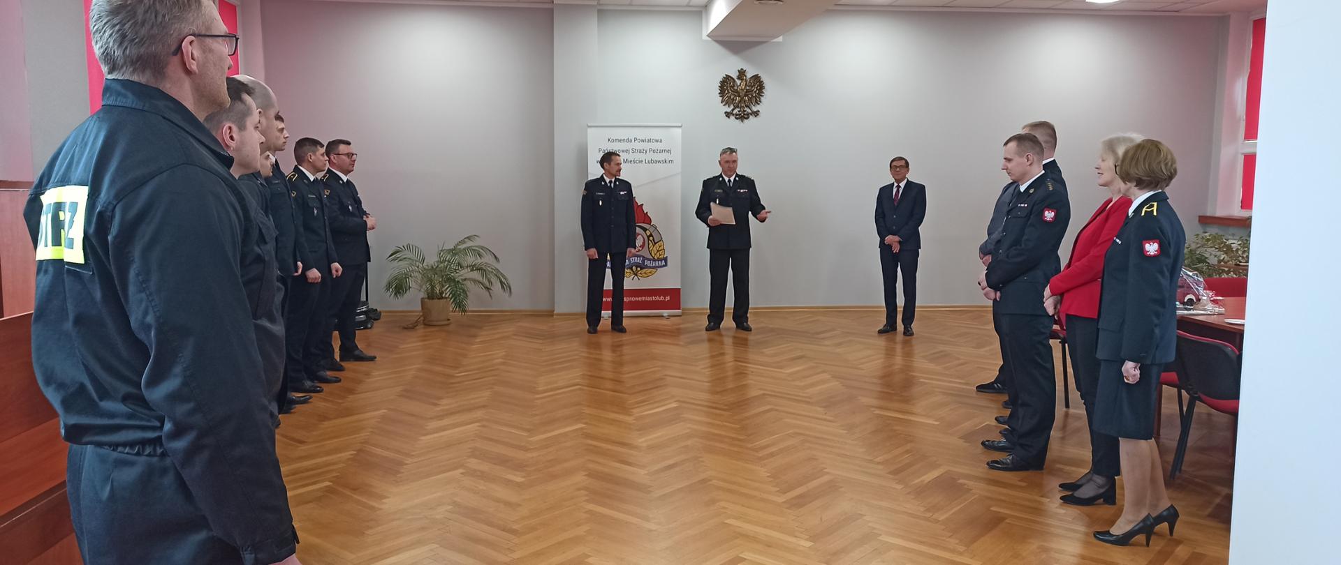 Pożegnanie ze służbą D-cy Jednostki Ratowniczo-Gaśniczej wystąpienie zastępcy komendanta powiatowego