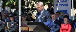 Na zdjęciu Starosta Rypiński Jarosław Sochacki w trakcie okolicznościowego przemówienia