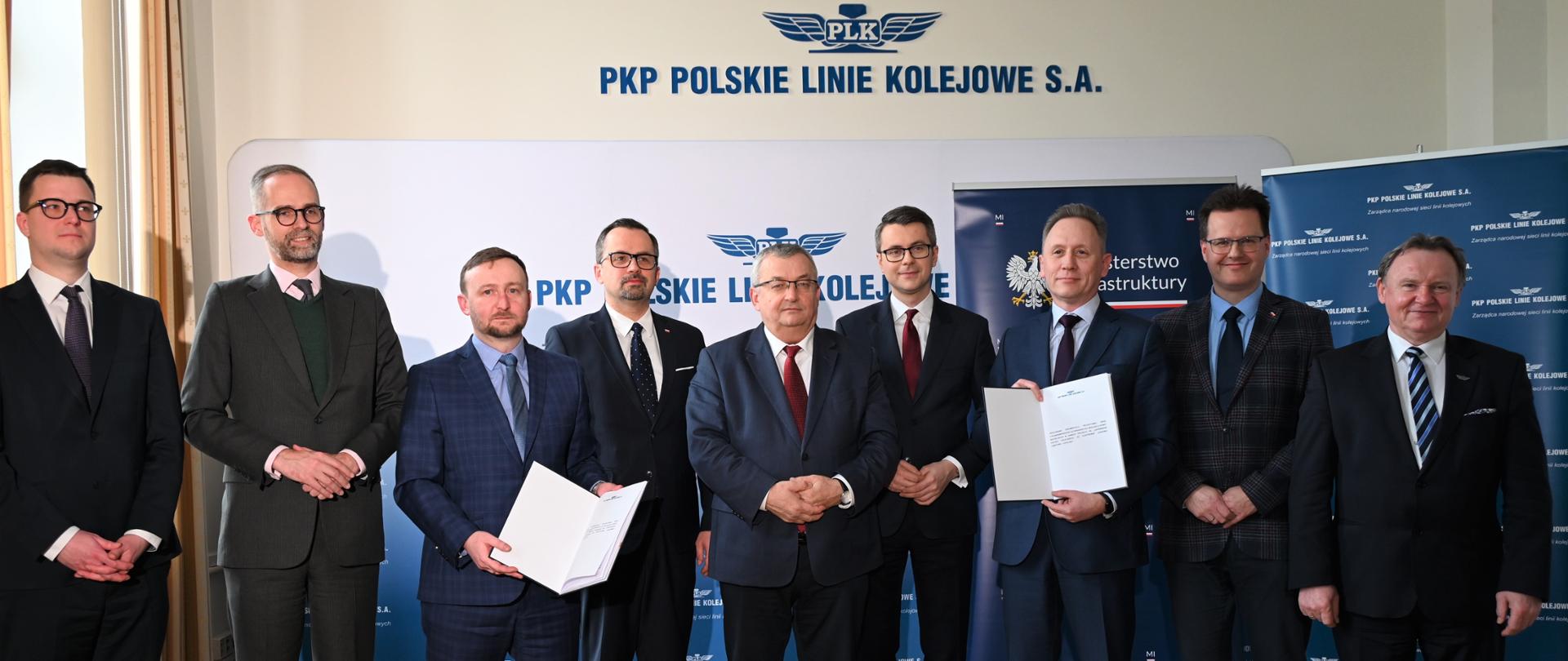 PKP Polskie Linie Kolejowe S.A. podpisały umowę na wykonanie dokumentacji projektowej dla modernizacji i budowy linii kolejowych prowadzących do planowanej elektrowni jądrowej Lubiatowo – Kopalino