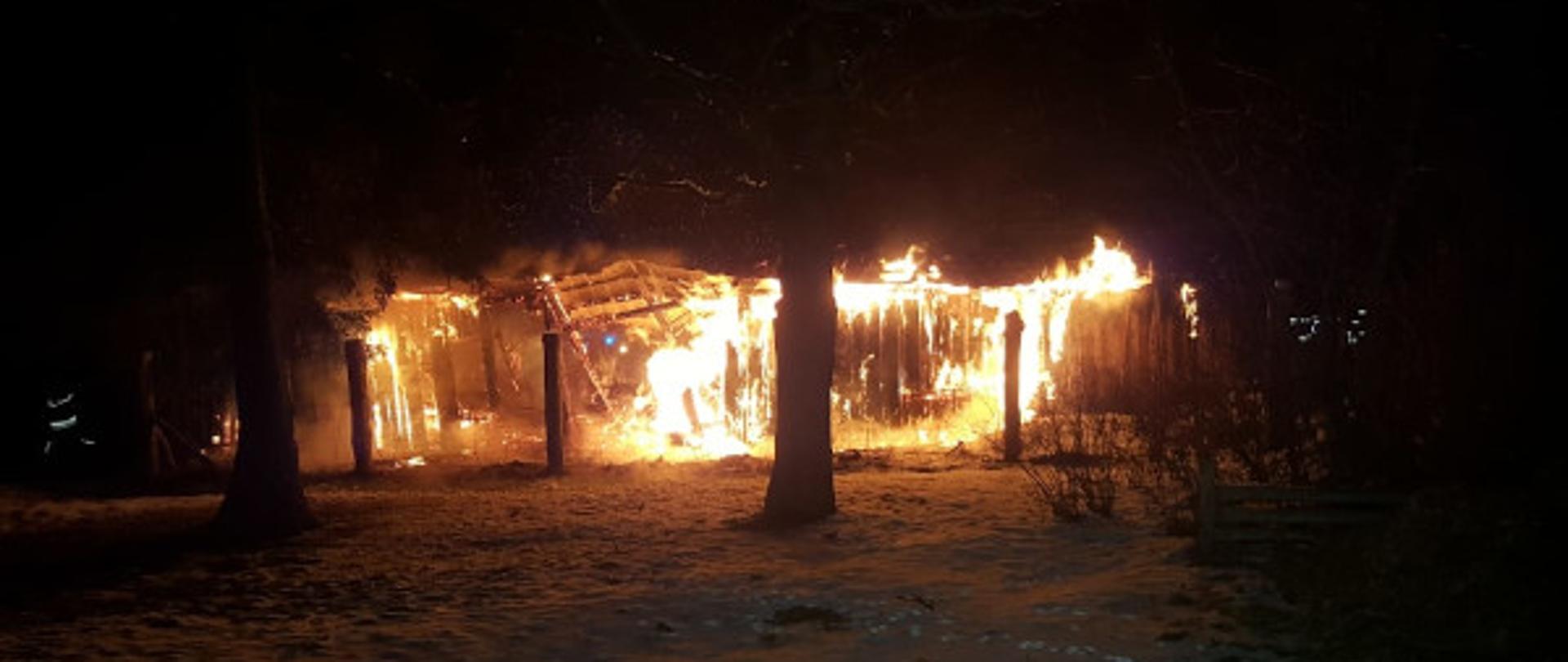 Pożar wiaty w miejscowości Turowo