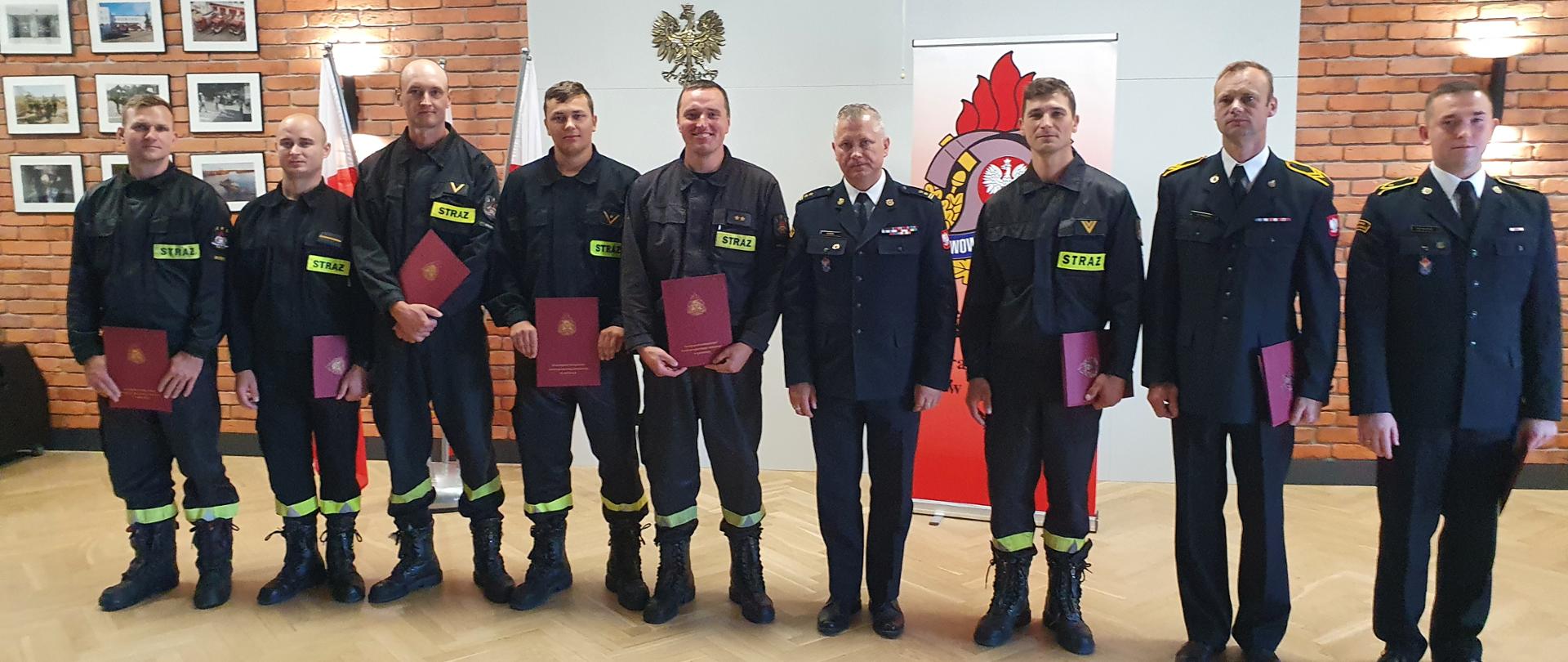 Uroczysta zbiórka, wręczenie nagród