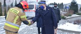 Uroczysta zmiana służby - pożegnanie asp. M. Piotrowskiego na placu JRG 2