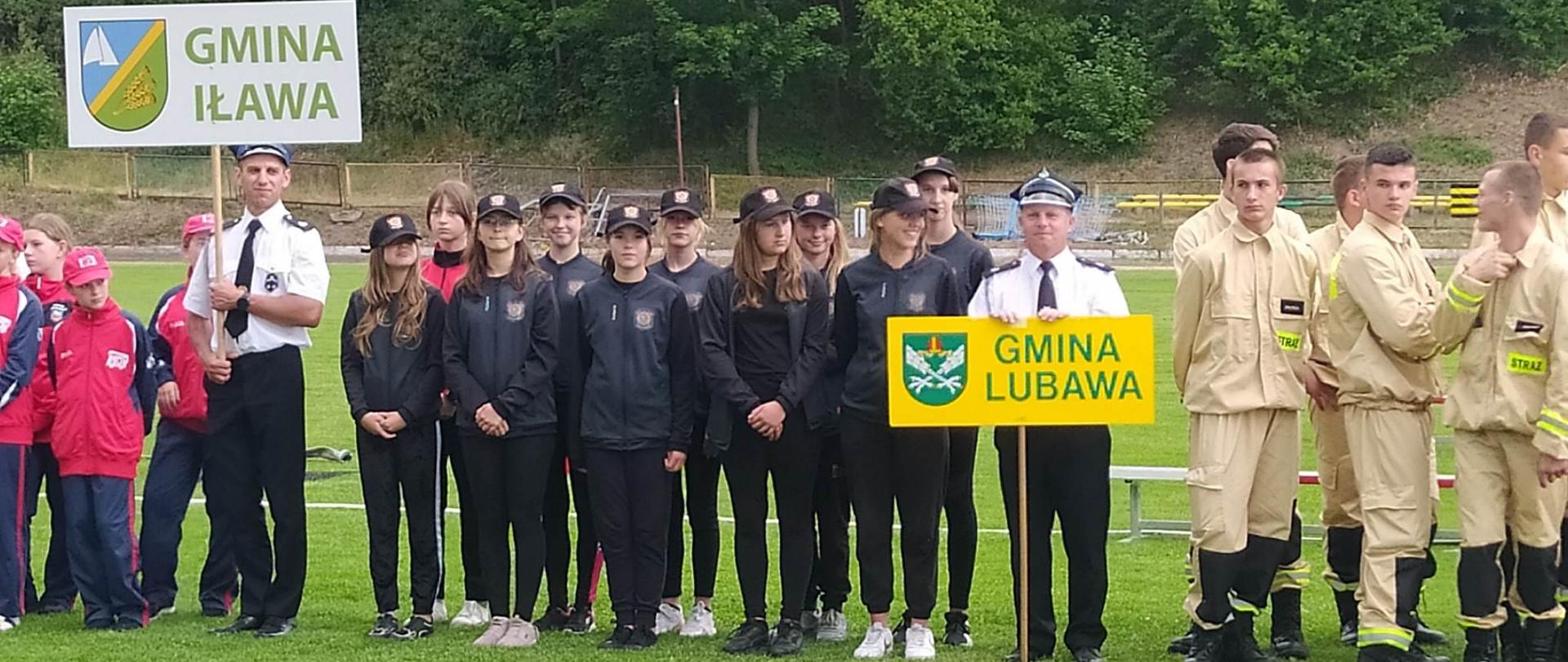 Drużyny podczas otwarcia mistrzostw