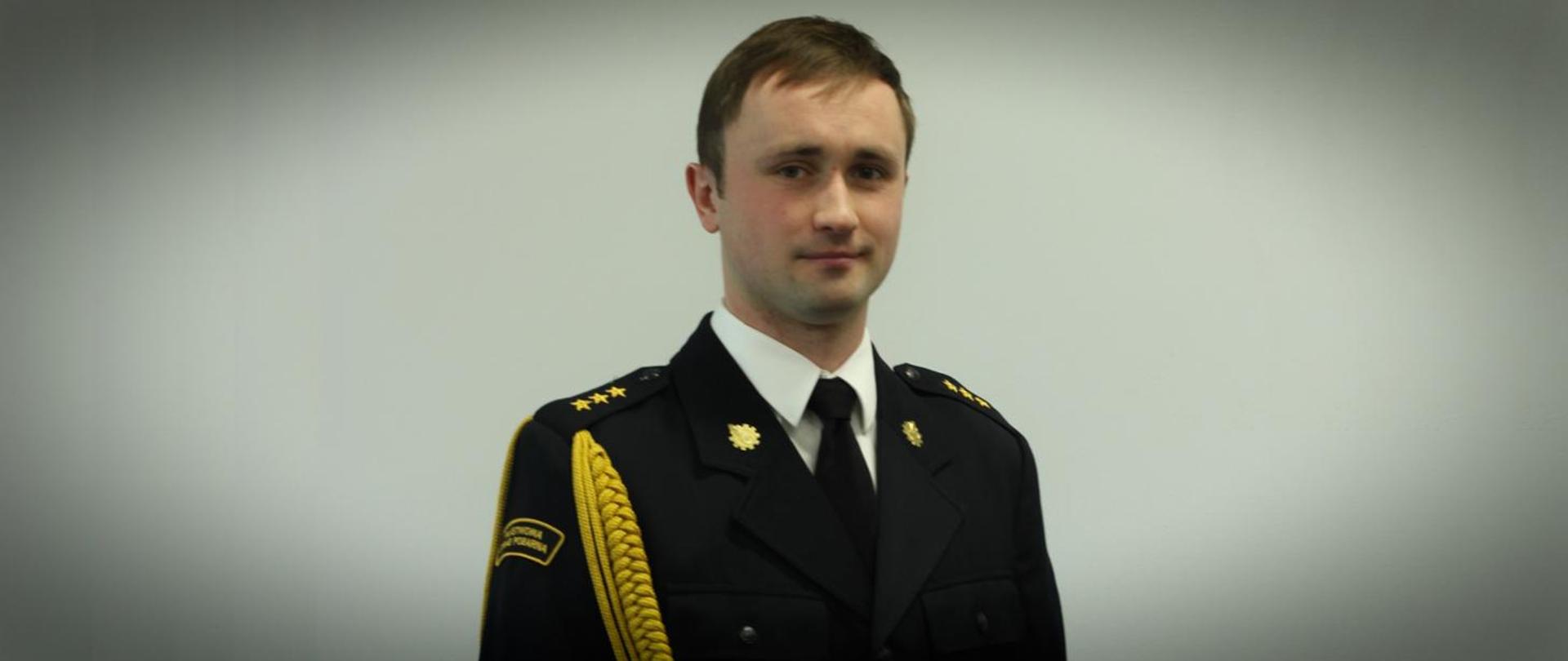 kpt. Mateusz Raducki
Starszy Specjalista - Sekcja Kontrolno - Rozpoznawcza