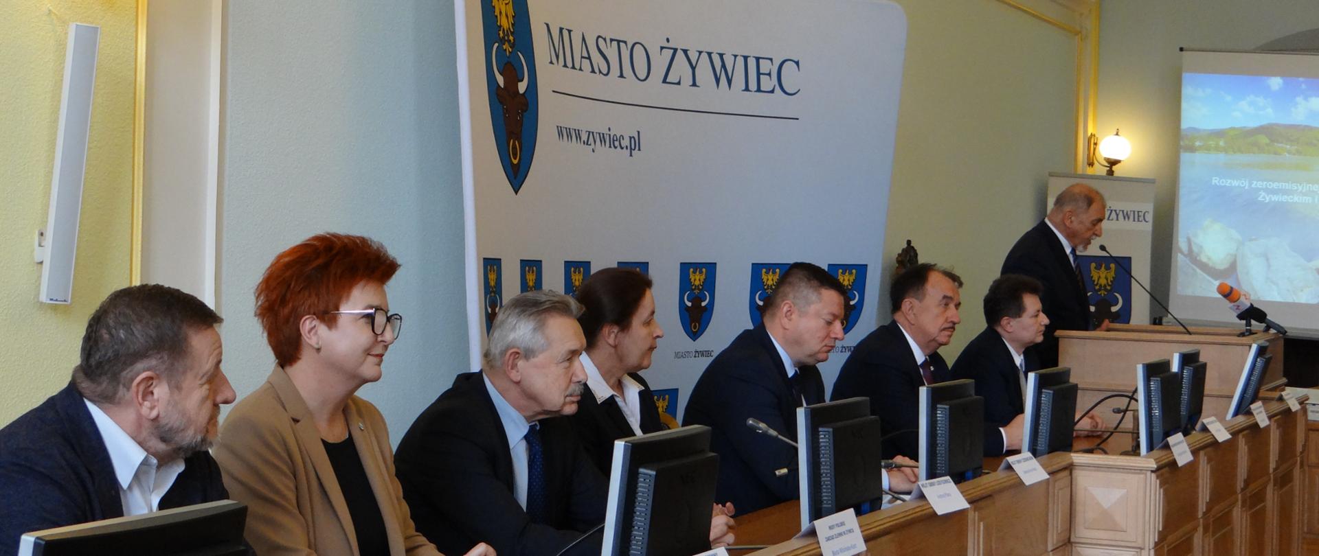 Urząd Miasta Żywca Konferencja na zdjęciu zaproszeni goście 