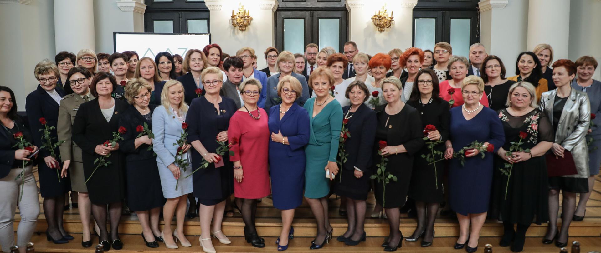 Obchody Międzynarodowego Dnia Pielęgniarki i Położnej w Ministerstwie Zdrowia