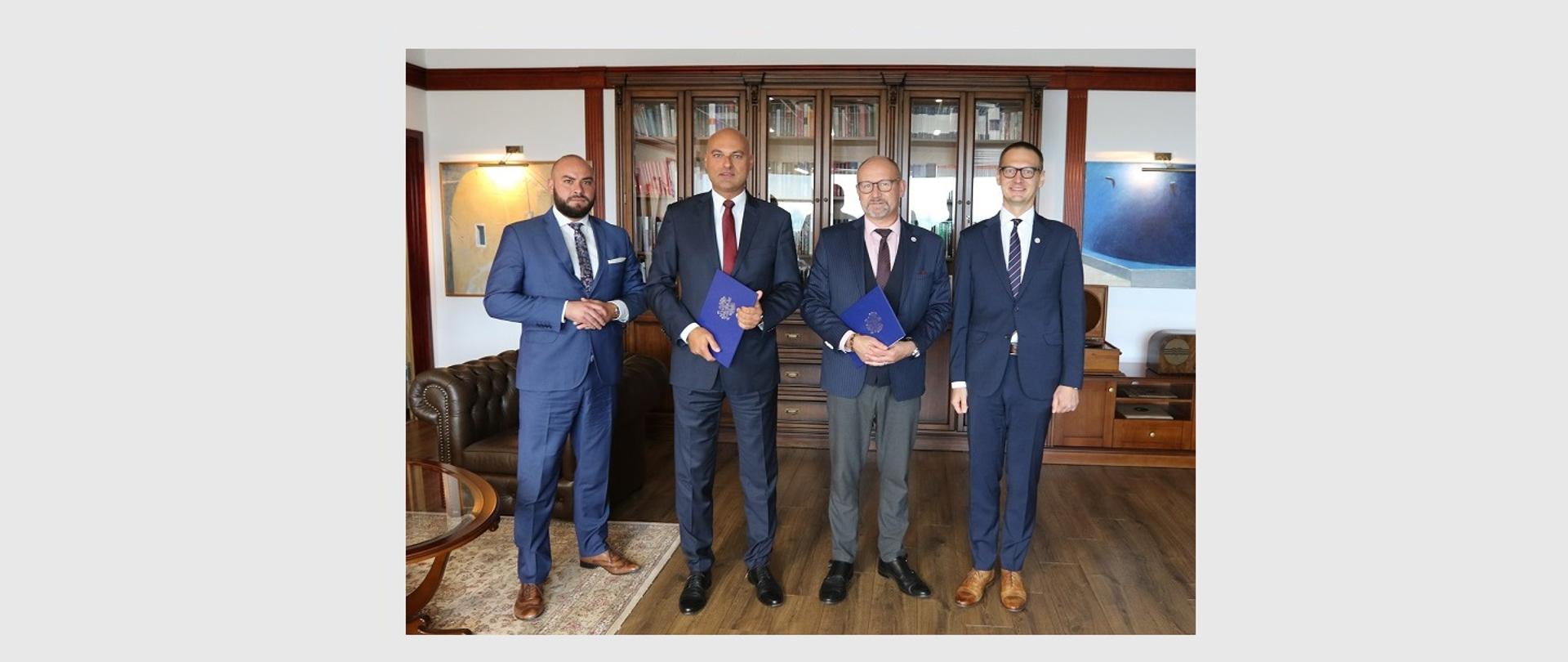 Porozumienie pomiędzy Prokuraturą Krajową i Uniwersytetem Opolskim - zdjęcie grupowe