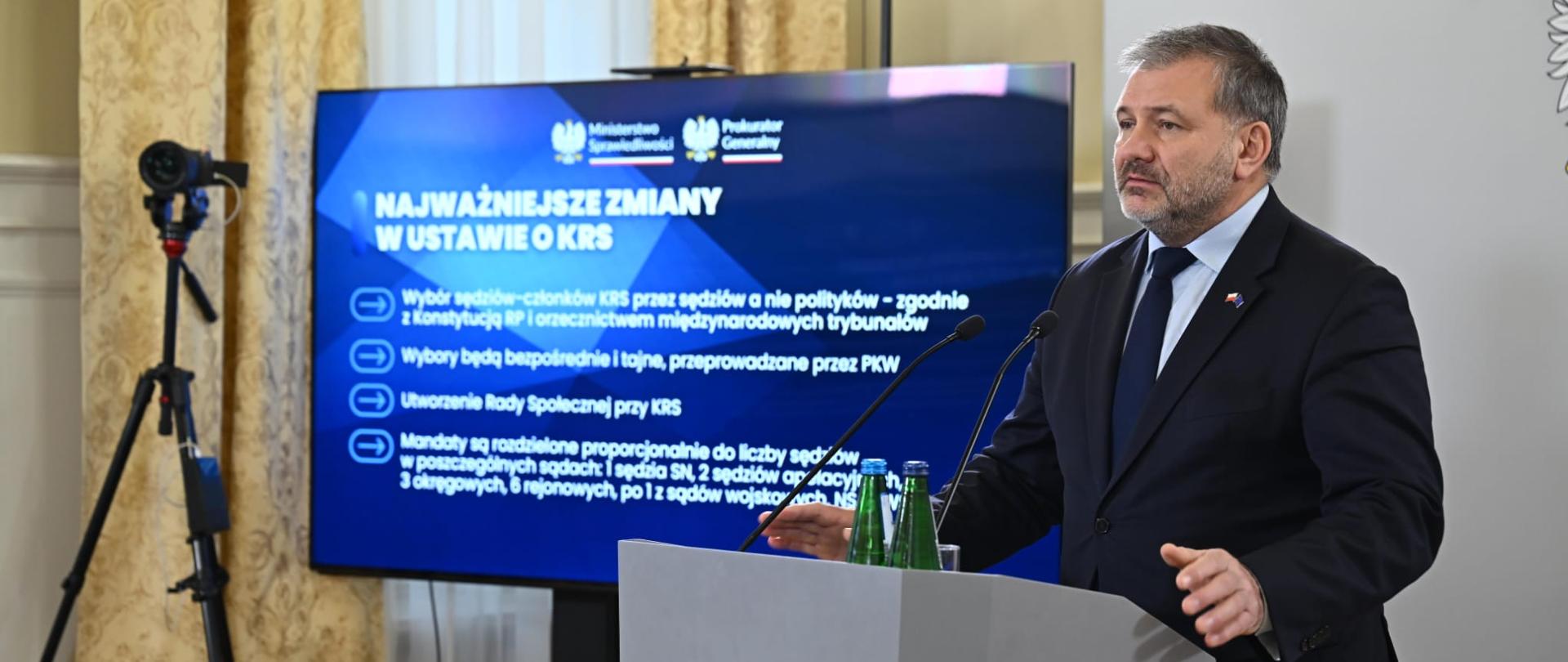 Ministerstwo Sprawiedliwości wzywa do szybkiej naprawy KRS