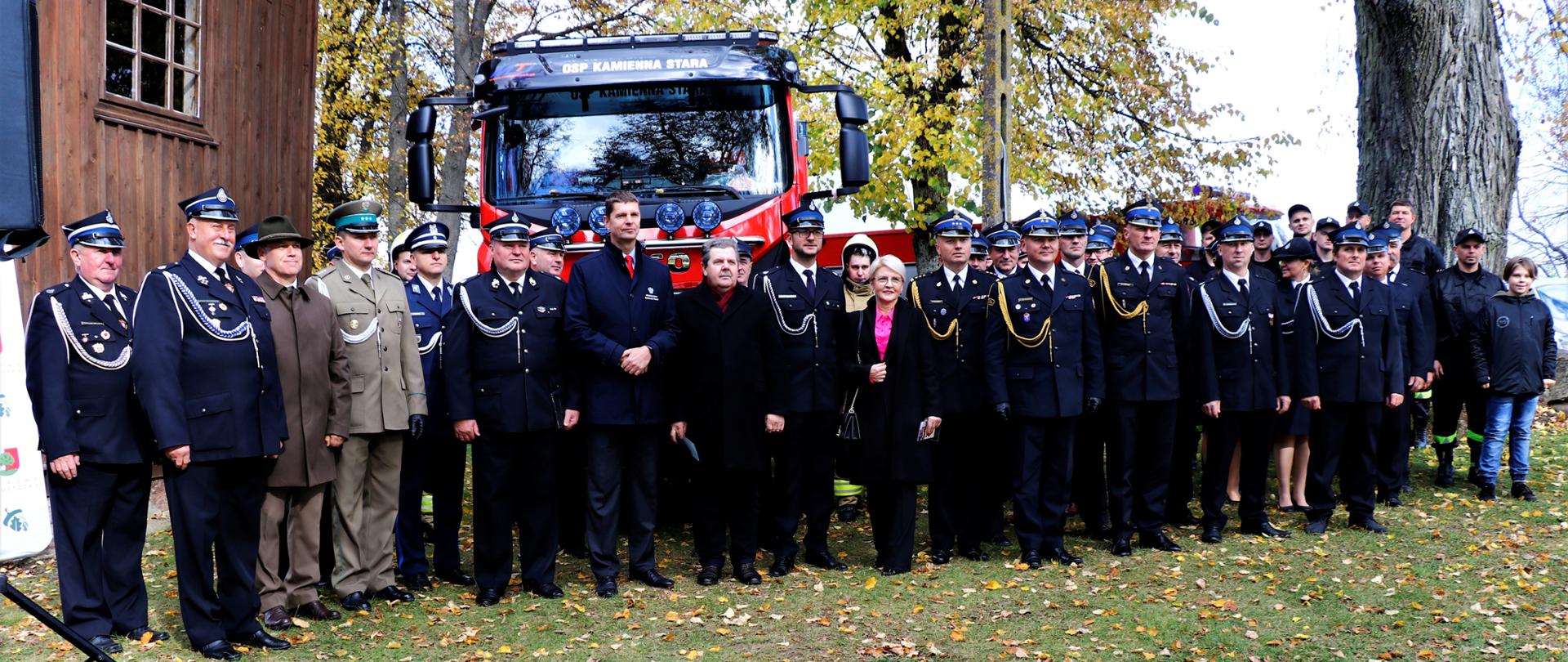 Powiat sokólski: Ochotnicza Straż Pożarna (OSP) w Kamiennej Starej z nowym wozem strażackim
