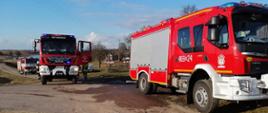 działania strażaków podczas pożaru stodoły w miejscowości Krejwińce