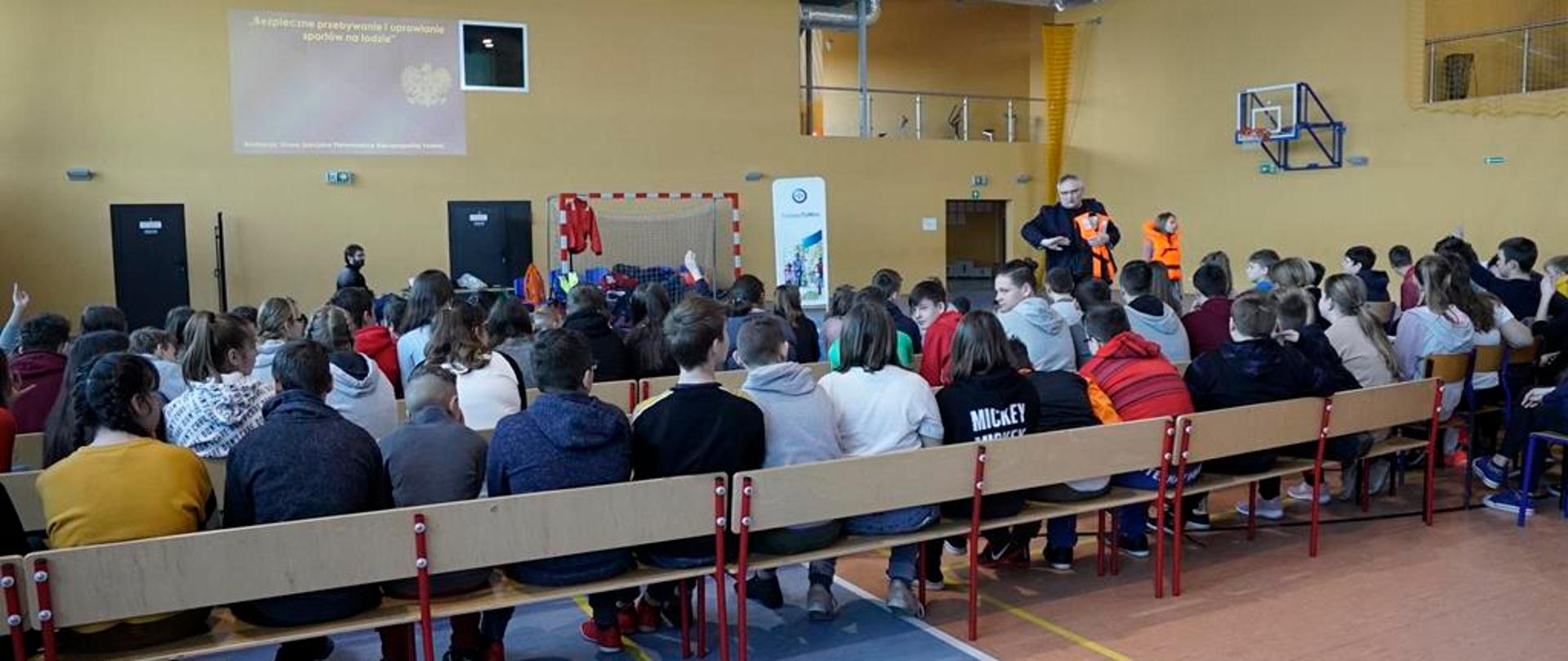 Jak bezpiecznie spędzić ferie