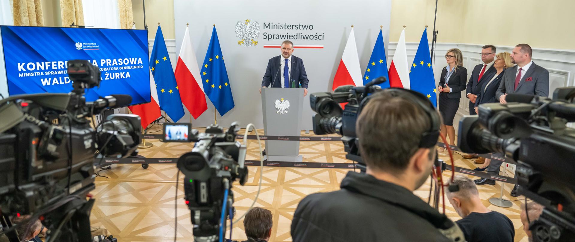 Minister Sprawiedliwości podsumowuje kolejny miesiąc: od decyzji kadrowych po projekty ustaw