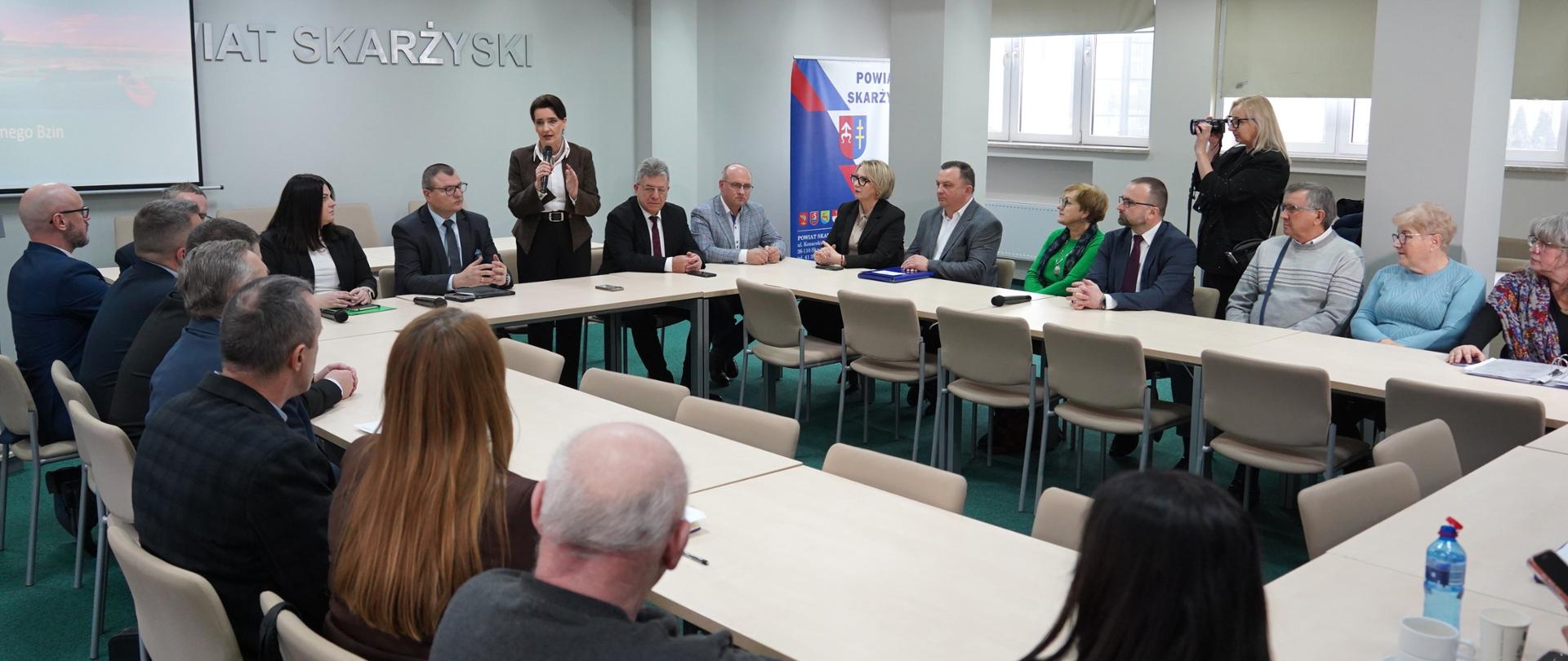 Spotkanie w sprawie zbiornika wodnego Bzin