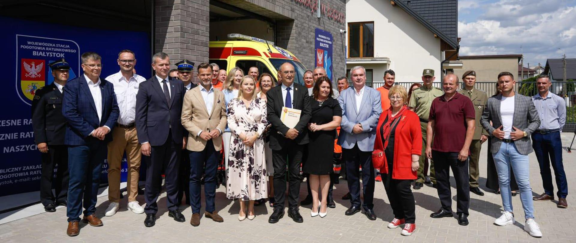 Nowa siedziba podstacji pogotowia ratunkowego w Łapach