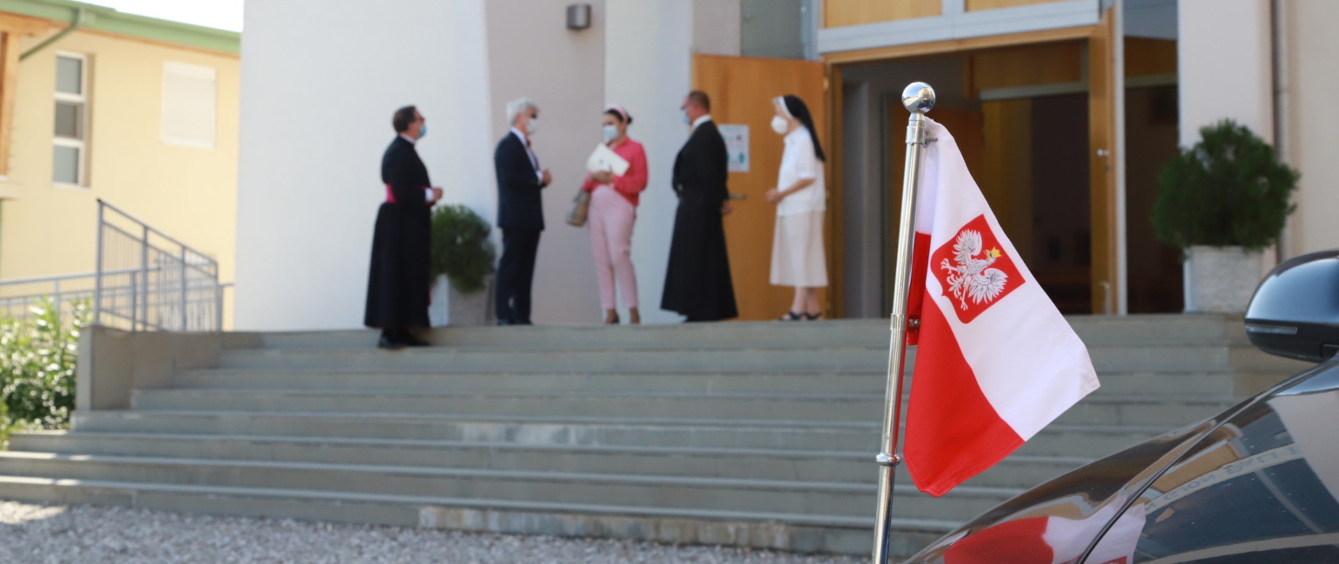 Ambasada RP w Tiranie w dniu 14.08.2020 r. obchodziła jubileusz tego wydarzenia w parafii św. Jana Pawła II w Bathore