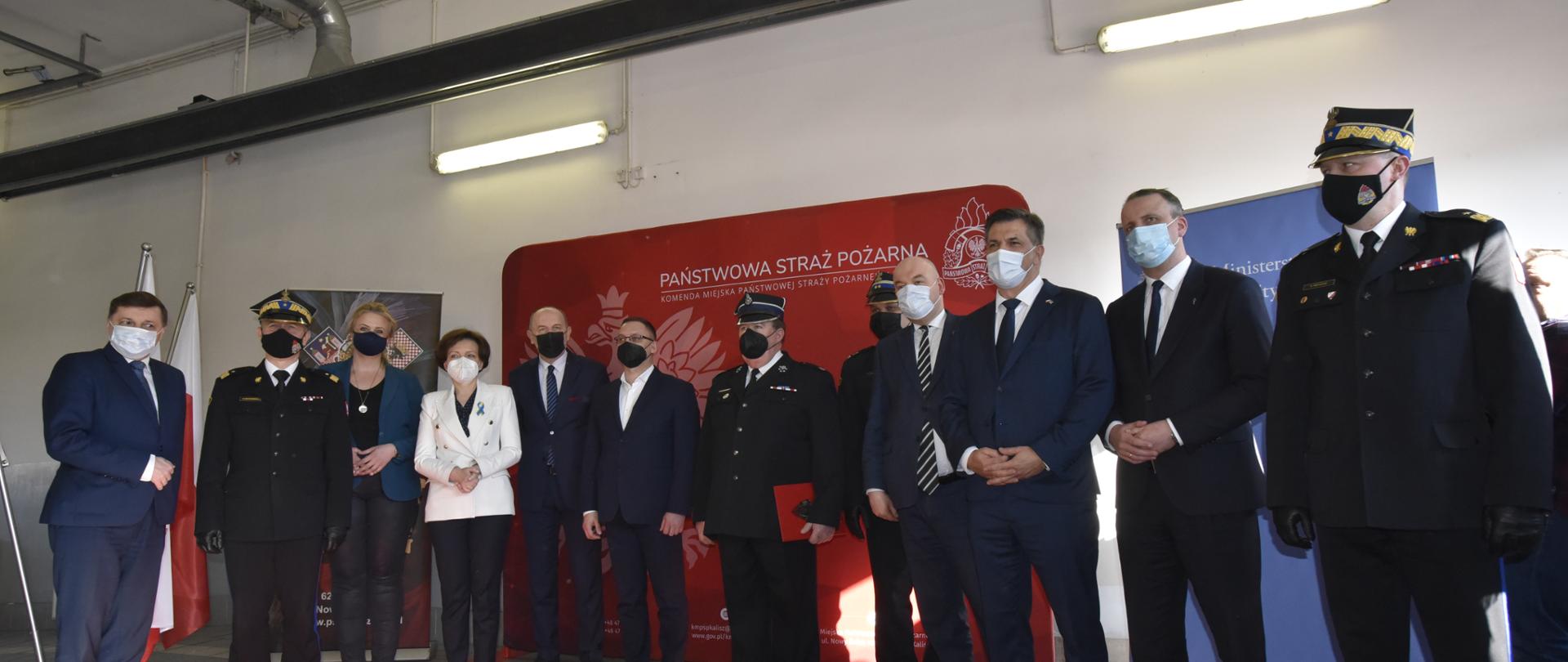 PRZEKAZANO KOLEJNE PROMESY NA ZAKUP SAMOCHODÓW RATOWNICZO – GAŚNICZYCH DLA JEDNOSTEK OSP Z TERENU POŁUDNIOWEJ WIELKOPOLSKI