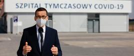 Wizyta premiera Mateusza Morawieckiego w szpitalu tymczasowym we Wrocławiu.