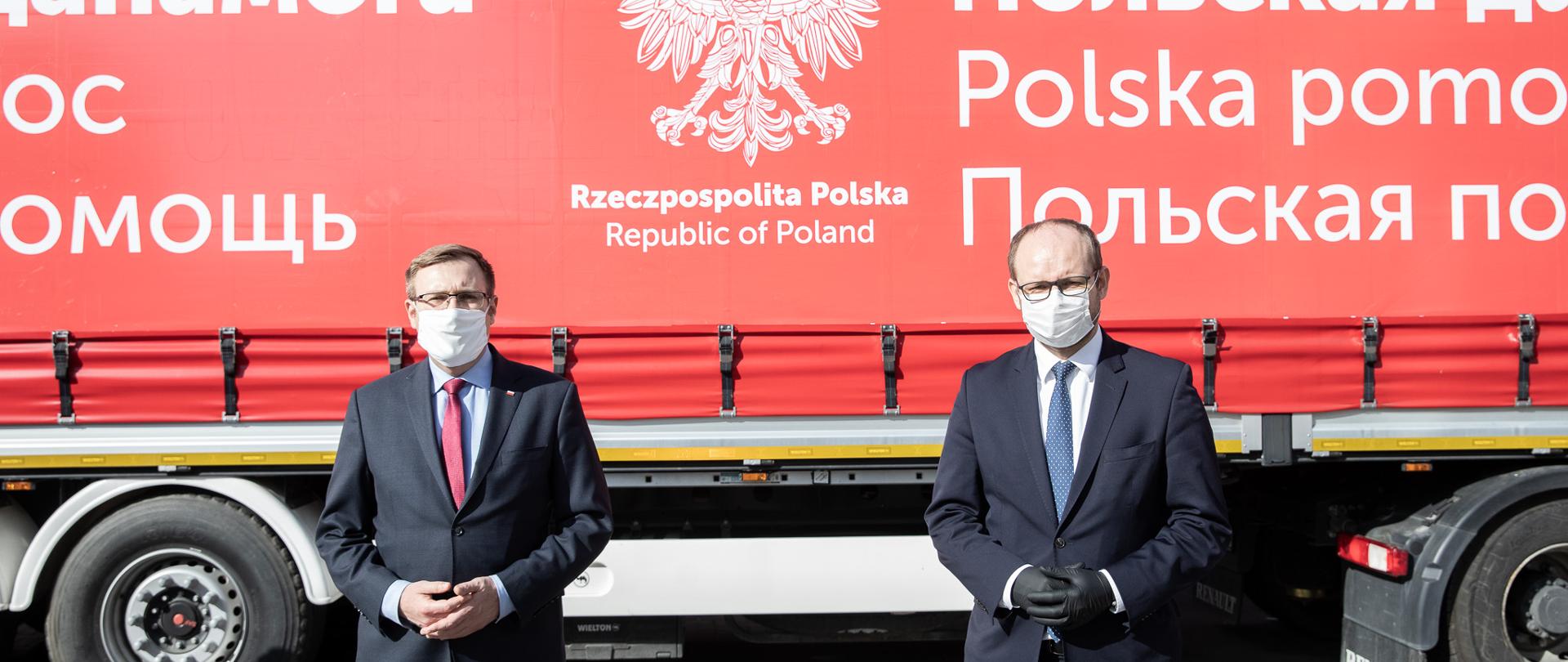 the handover of humanitarian aid to Belarus