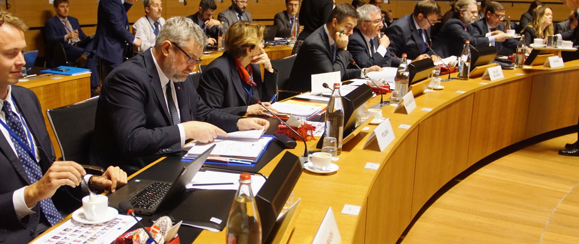 Minister Ardanowski podczas posiedzenia Rady