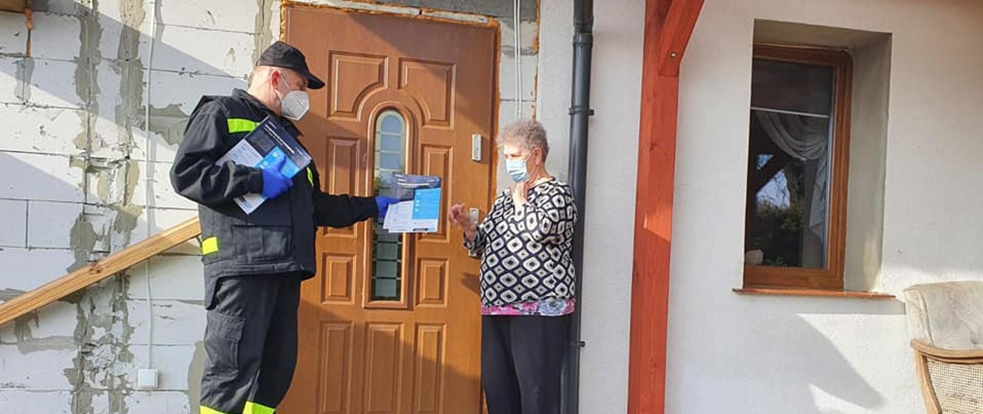 Dystrybucja ulotek informacyjnych "Szczepimy się"