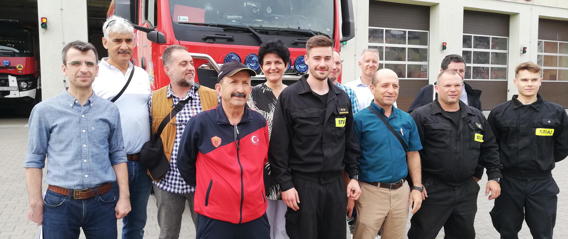 Wizyta uczestników programu IndFires na terenie JRG 1 Gdańsk-Wrzeszcz