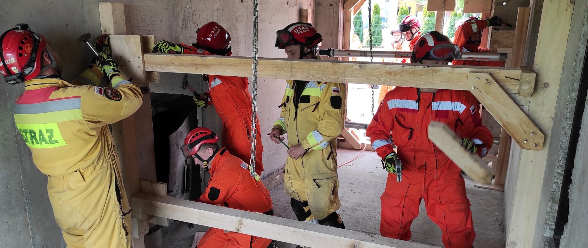 Budowa podpory poziomej wewnątrz obiektu