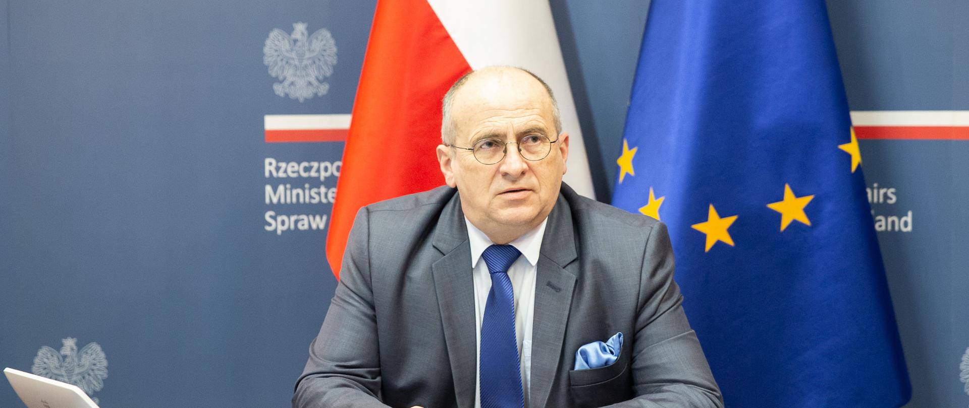 2021.03.16 Warszawa . Minister Zbigniew Rau . Wideokonferencja HoMs .
Fot. Lucja Sucharska / MSZ