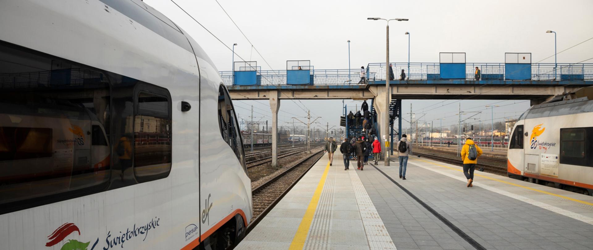 Peron na stacji w Skarżysku-Kamiennej