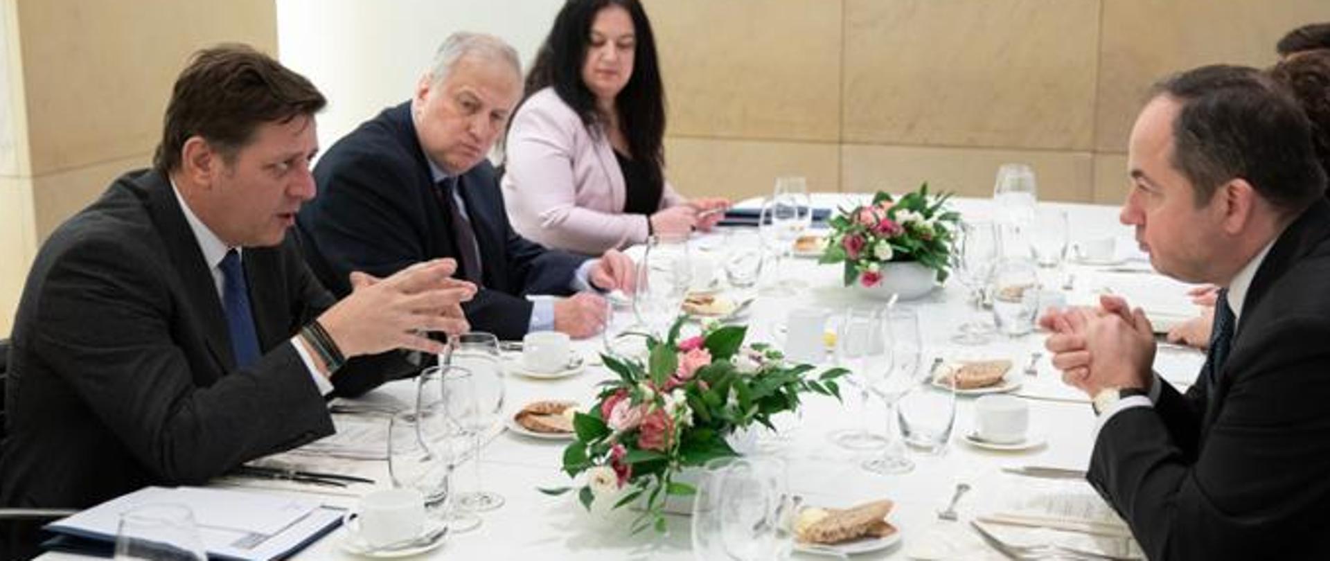 Rozmowy min. K. Szymańskiego z wicemin. M. Varvitsiotisem w Warszawie