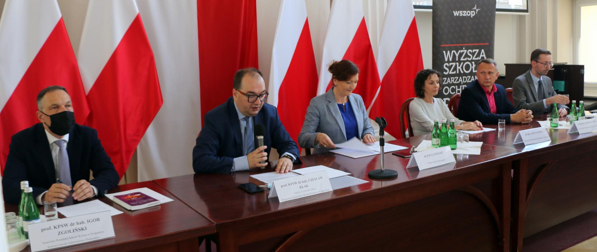 Konferencja naukowa na temat cyberbezpieczeństwa