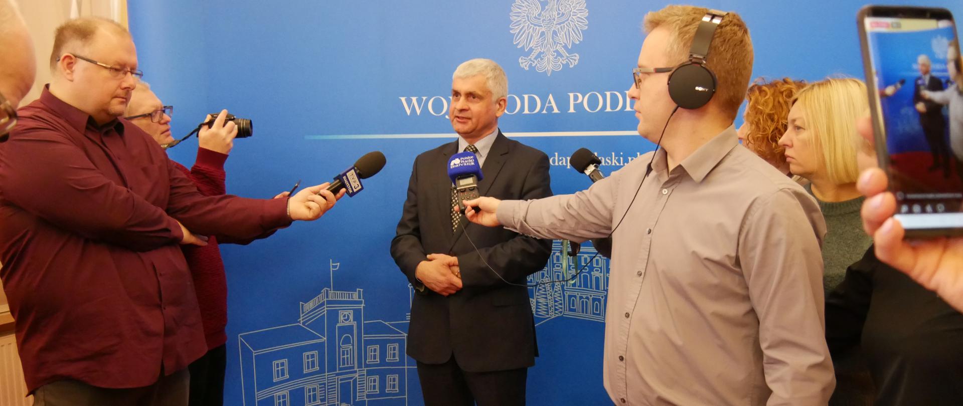 Briefing wojewody w sprawie mandatów radnych