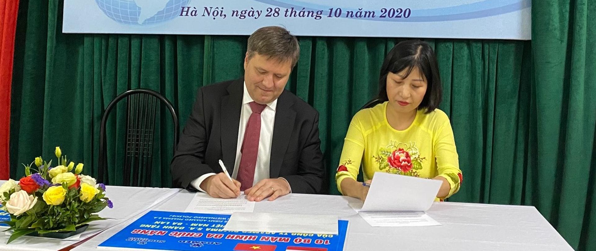 Ceremony of the donated equipment from the Embassy of the Republic of Poland in Hanoi 28.10.2020