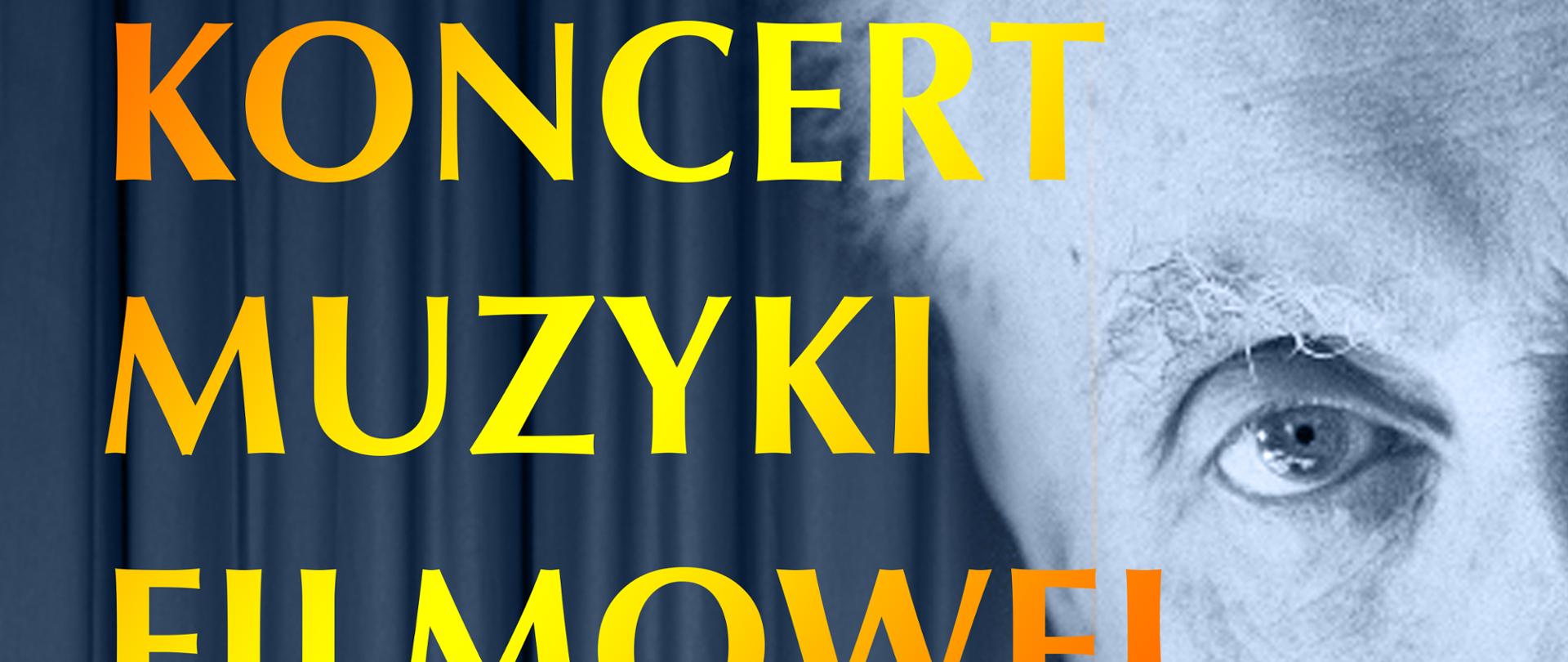 szara zasłona i portret Wojciecha Kilara z prawej strony