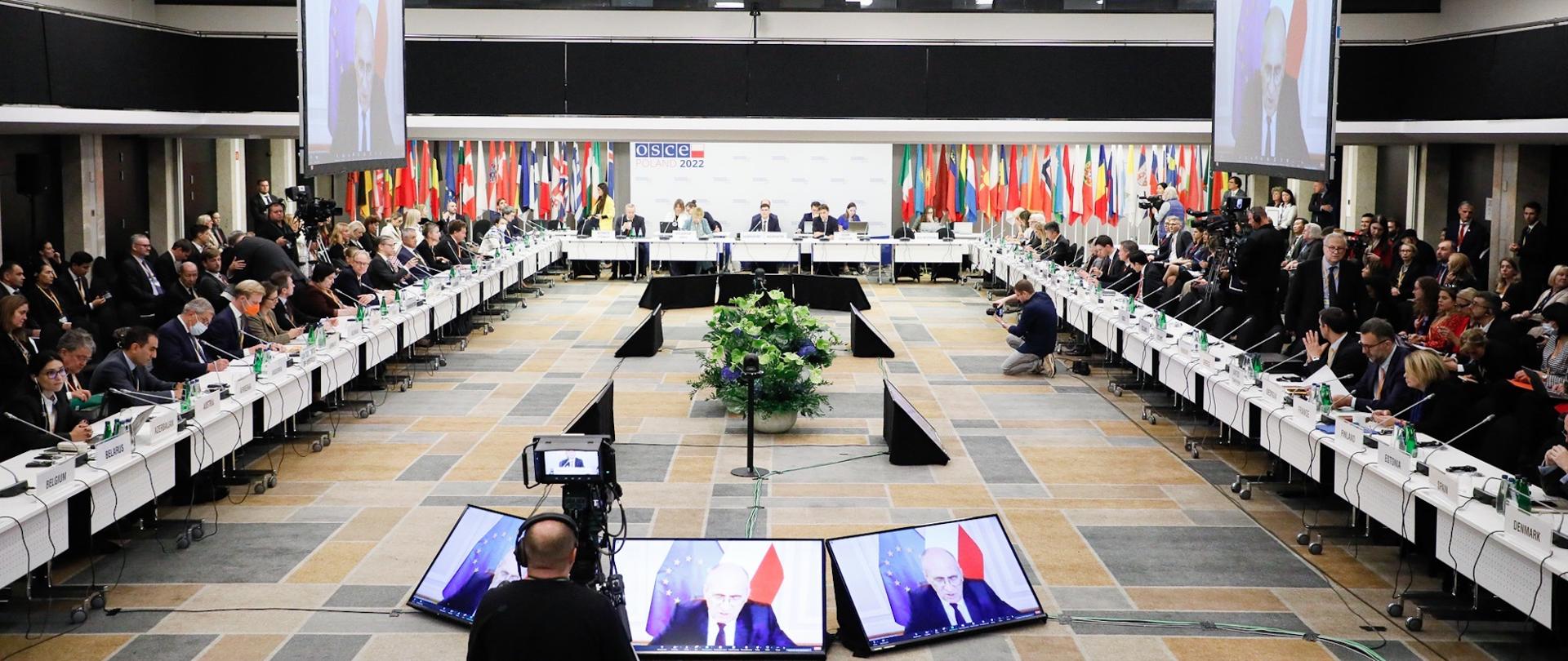Minister Rau otworzył warszawską Konferencję Wymiaru Ludzkiego OBWE