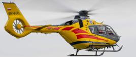 Śmigłowiec Lotniczego Pogotowia Ratunkowego w locie