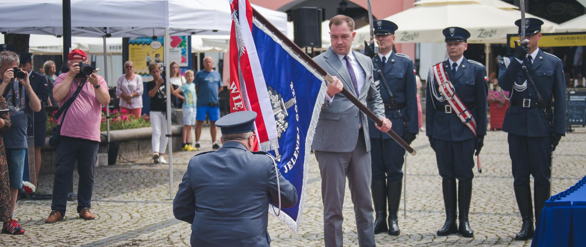 Nadanie sztandaru Aresztowi Śledczemu w Jeleniej Górze