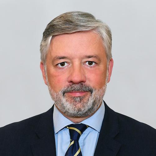 Członek Rady Filip Czernicki