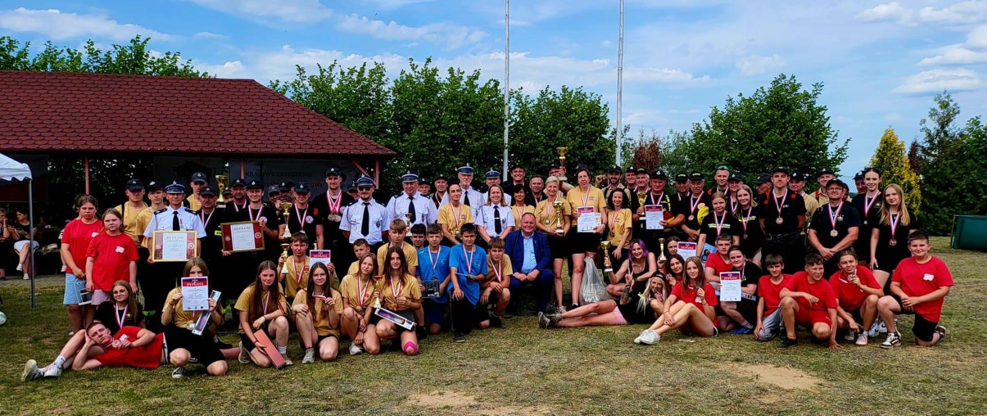 Gminne Zawody Sportowo-Pożarnicze w Bobrówce