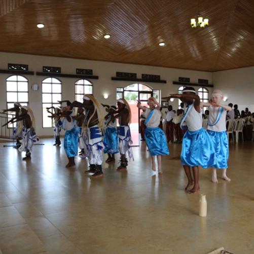 Pokaz tańca ludowego w Kibeho fot. A.Ostrowska