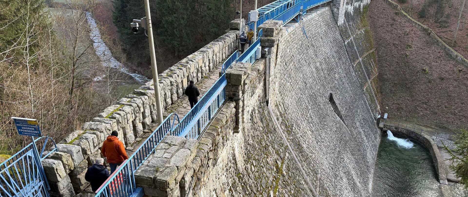 Wizytacja Wiceprezesa Wód Polskich, Marcina Jarzyńskiego, na terenie RZGW we Wrocławiu. 