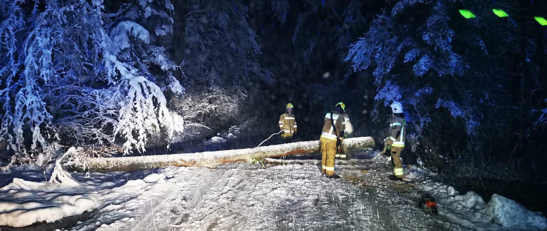 Obfite opady śniegu