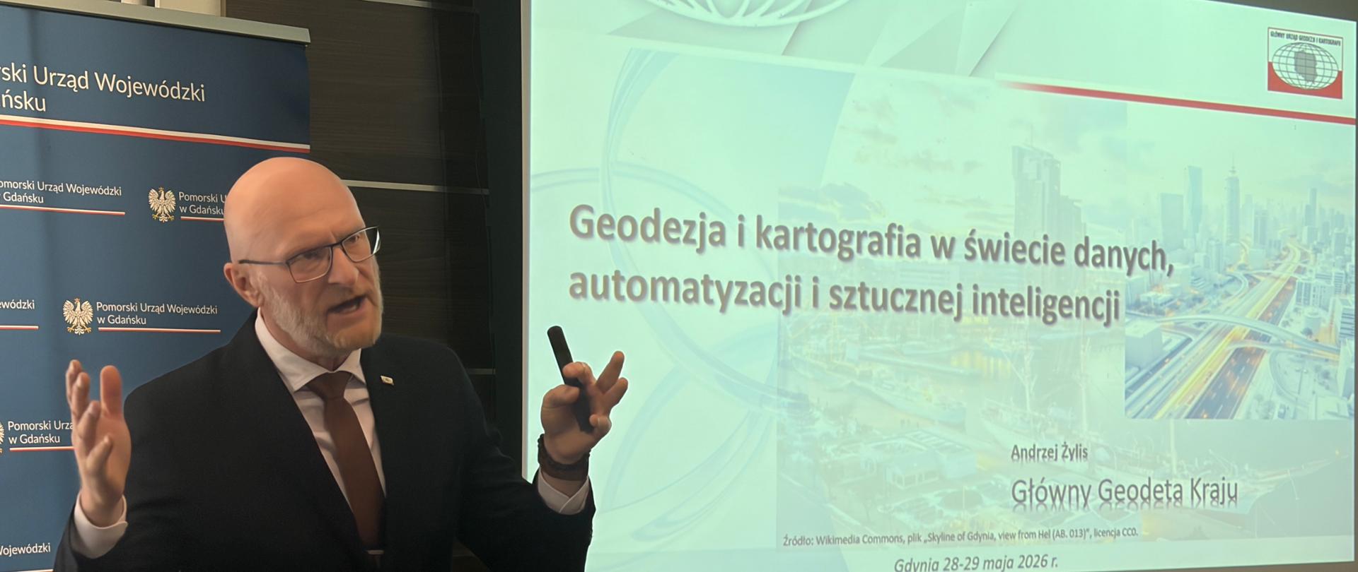 GGK Andrzej Żylis podczas prezentacji na naradzie