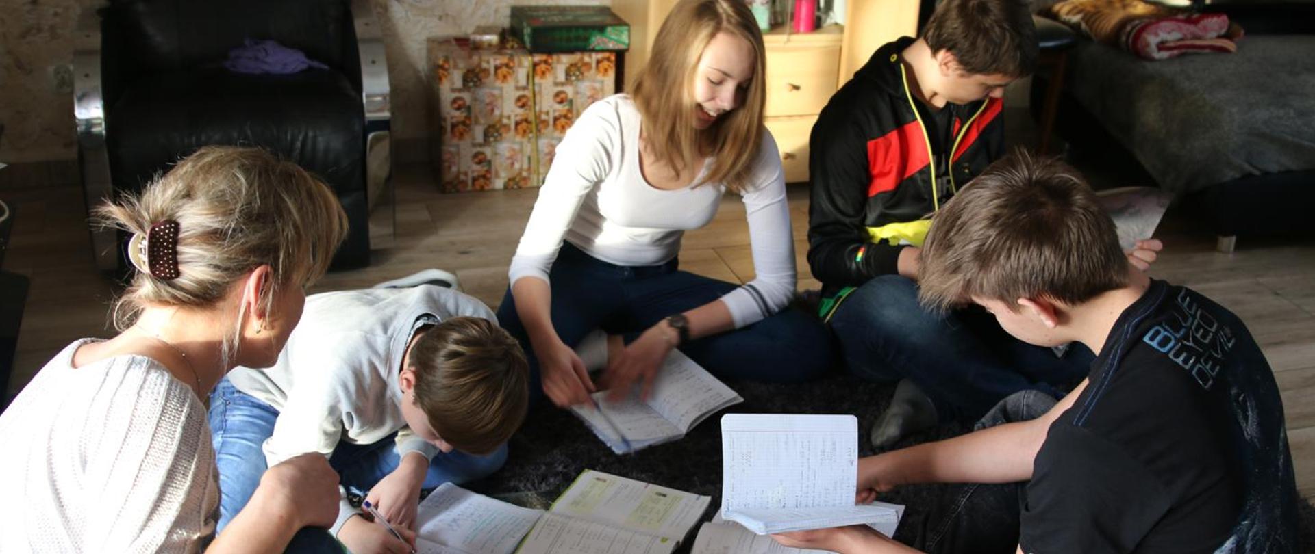 300 zł na wyprawkę szkolną. 1 lipca rusza nabór wniosków do programu „Dobry start”