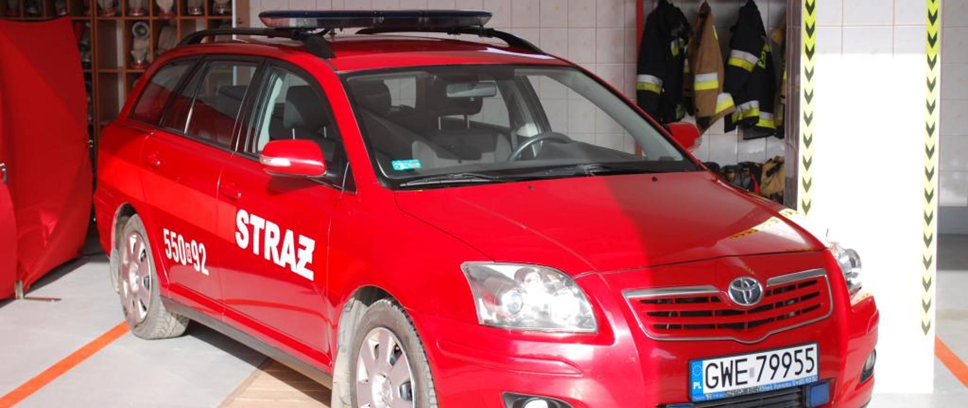 Zdjęcie przedstawia samochód operacyjny.