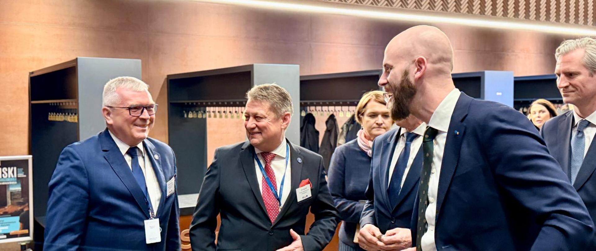 RARS na Total Defence Forum