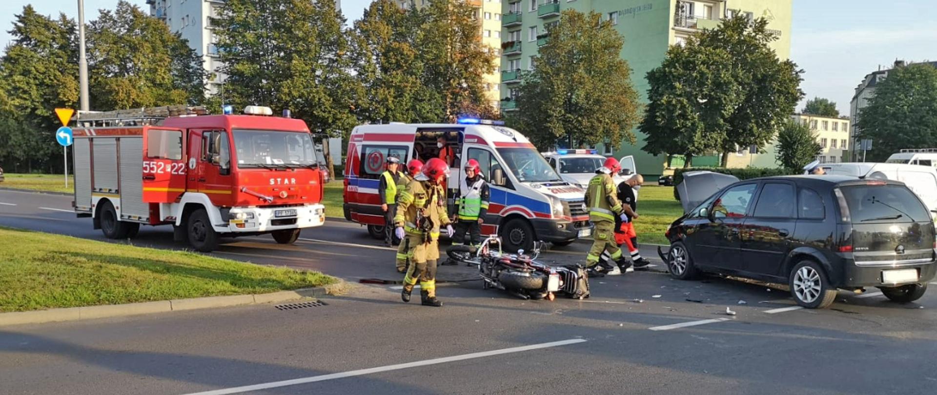  Poranne zderzenie na rondzie w Pile