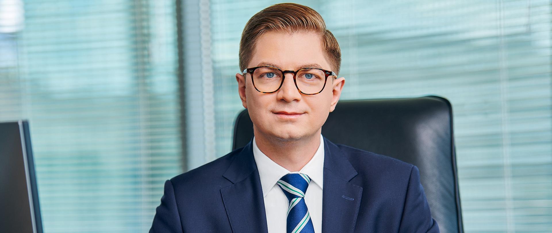 Dr Łukasz Młynarkiewicz