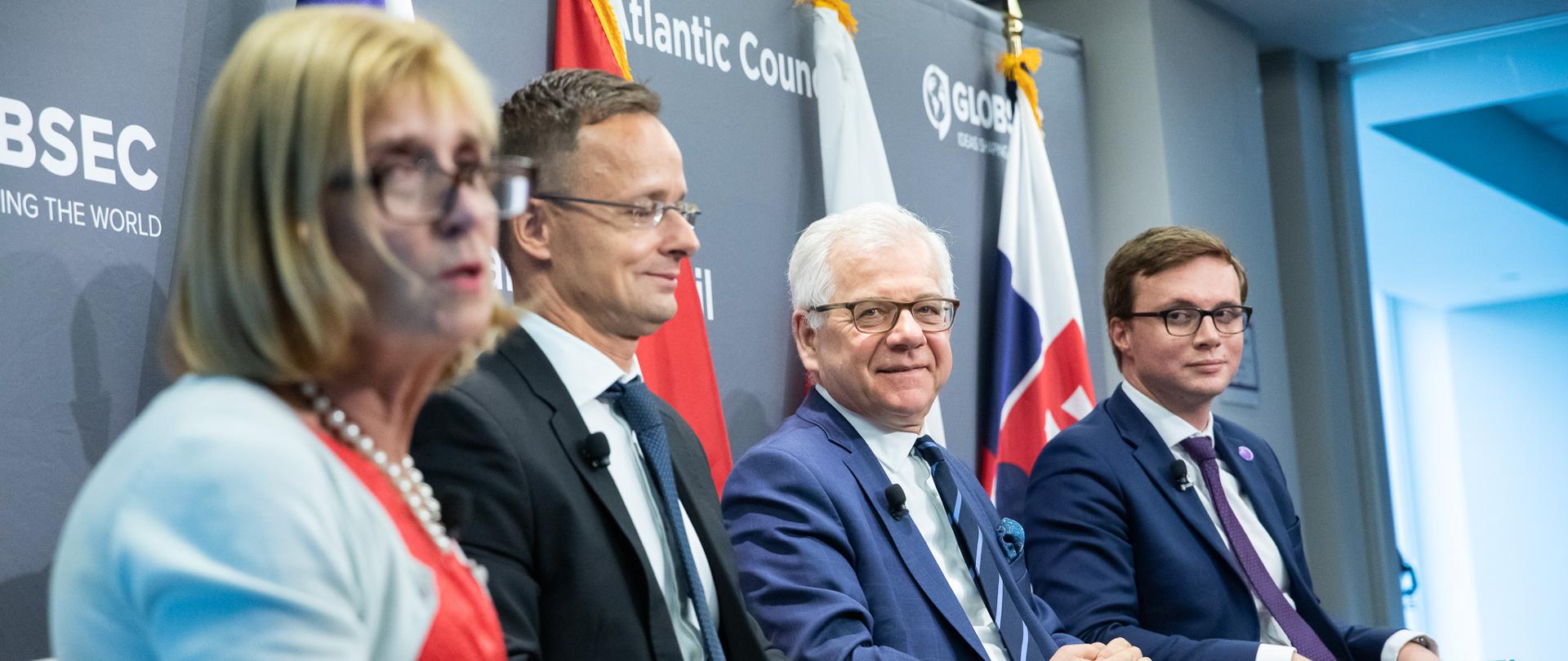 Minister Jacek Czaputowicz visits the US